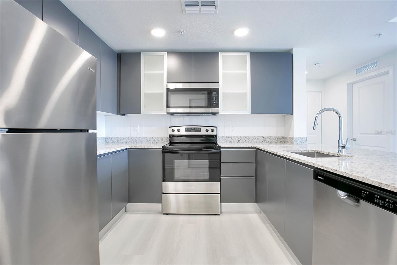 5579 MILLENIA PARK BLVD #106, ORLANDO, FL, 32839