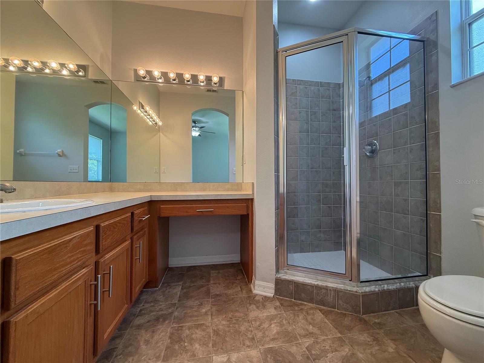 8118 STONE PATH WAY, TAMPA, FL, 33647