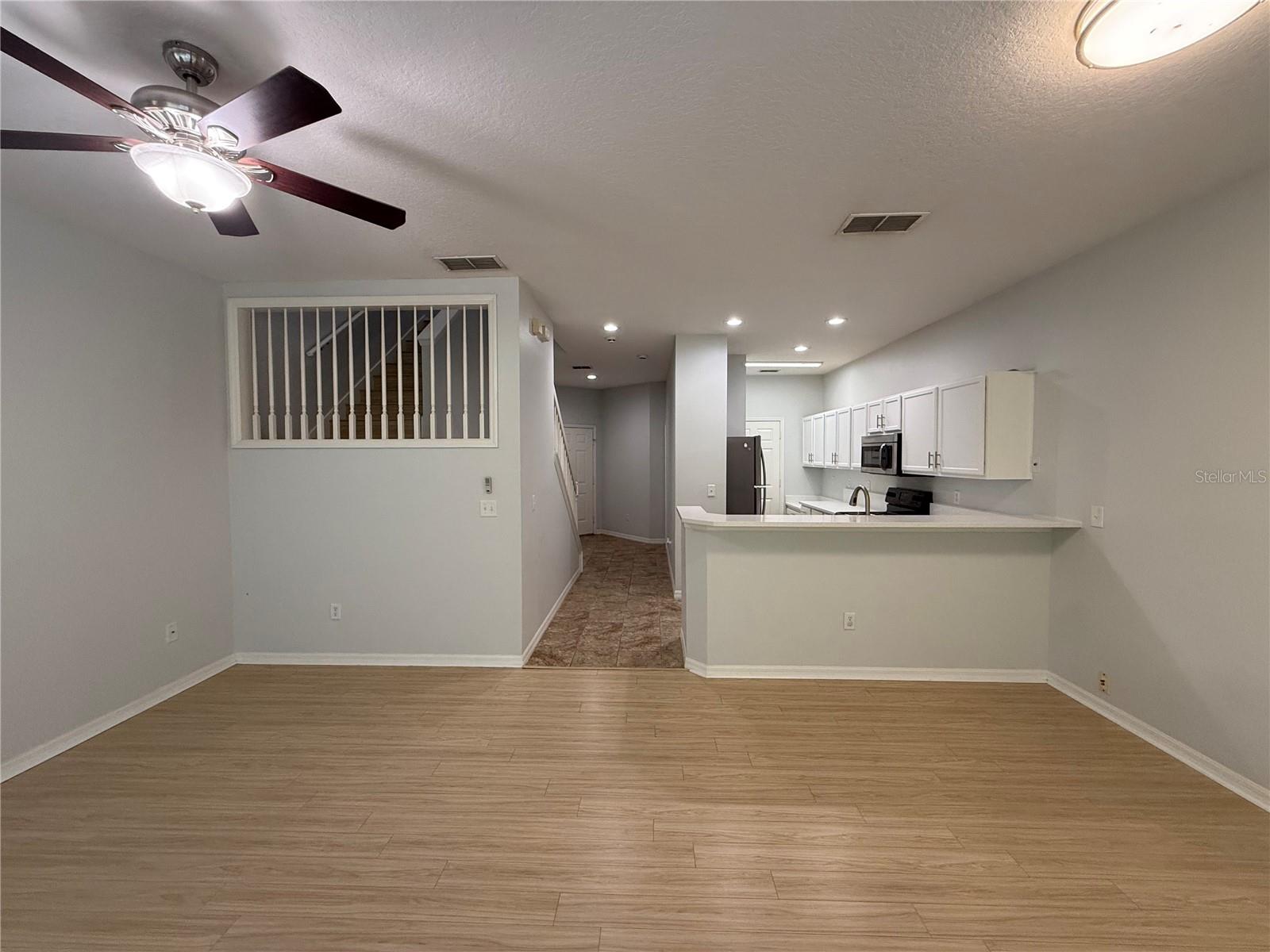 8118 STONE PATH WAY, TAMPA, FL, 33647