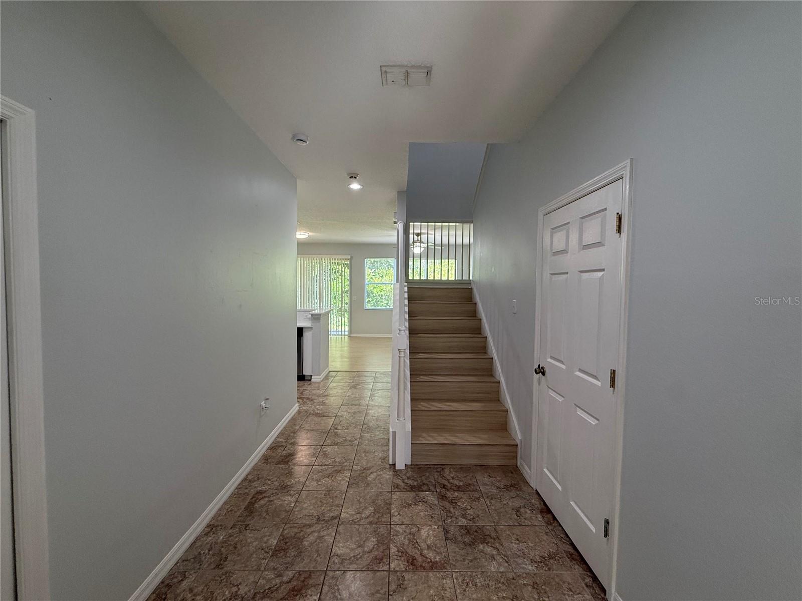 8118 STONE PATH WAY, TAMPA, FL, 33647