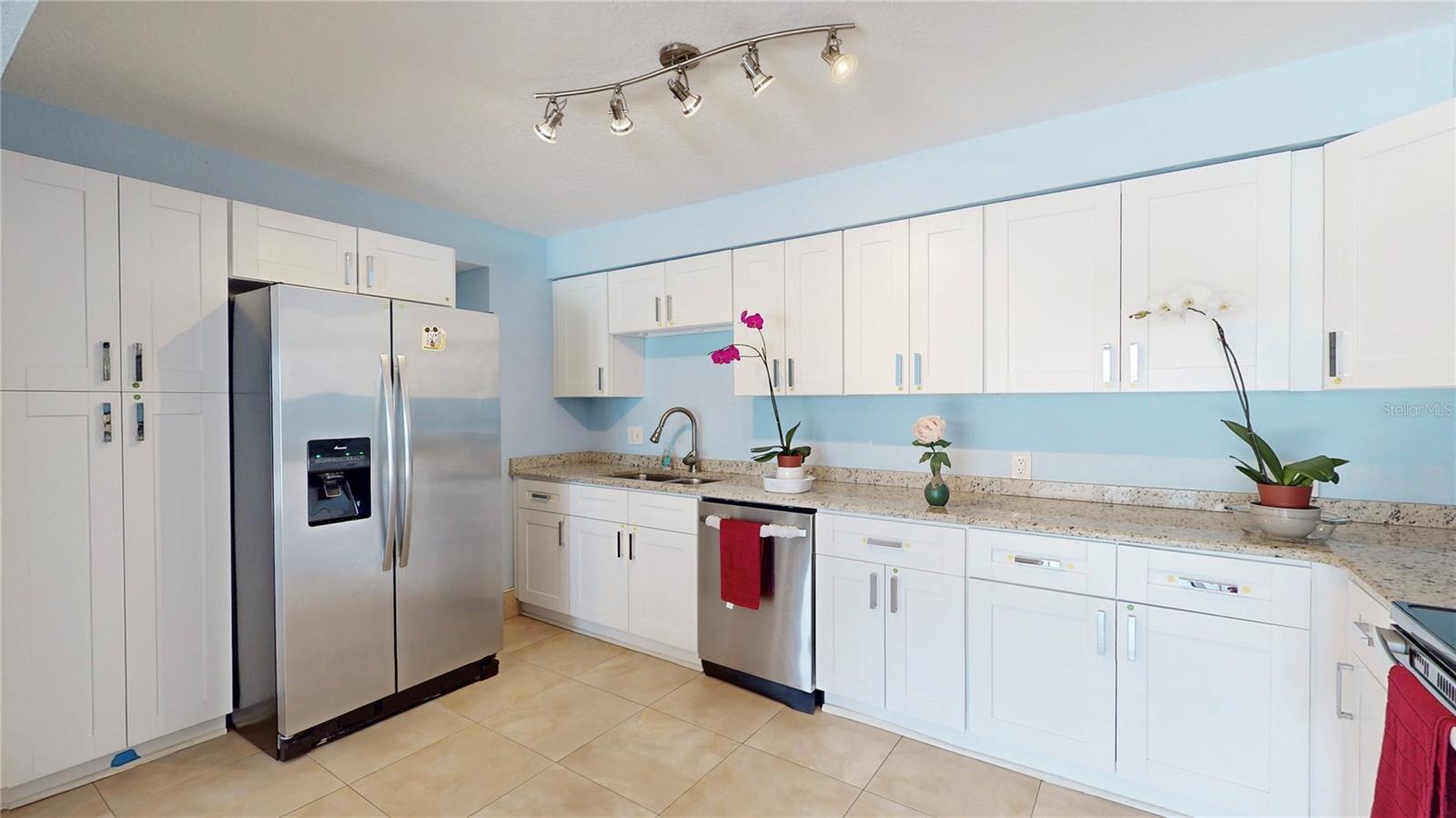 25 S ORTMAN DR, ORLANDO, FL, 32805