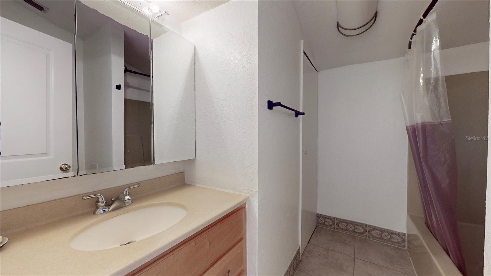 25 S ORTMAN DR, ORLANDO, FL, 32805