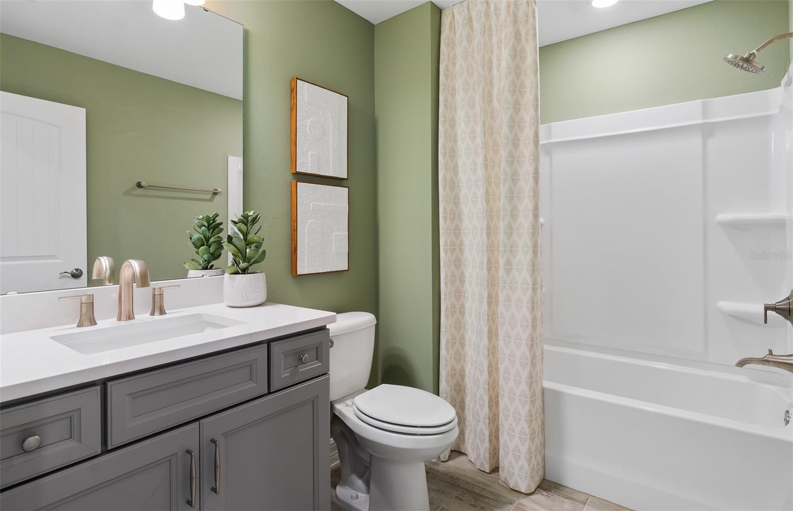 8117 FENTON STREET, ORLANDO, FL, 32836