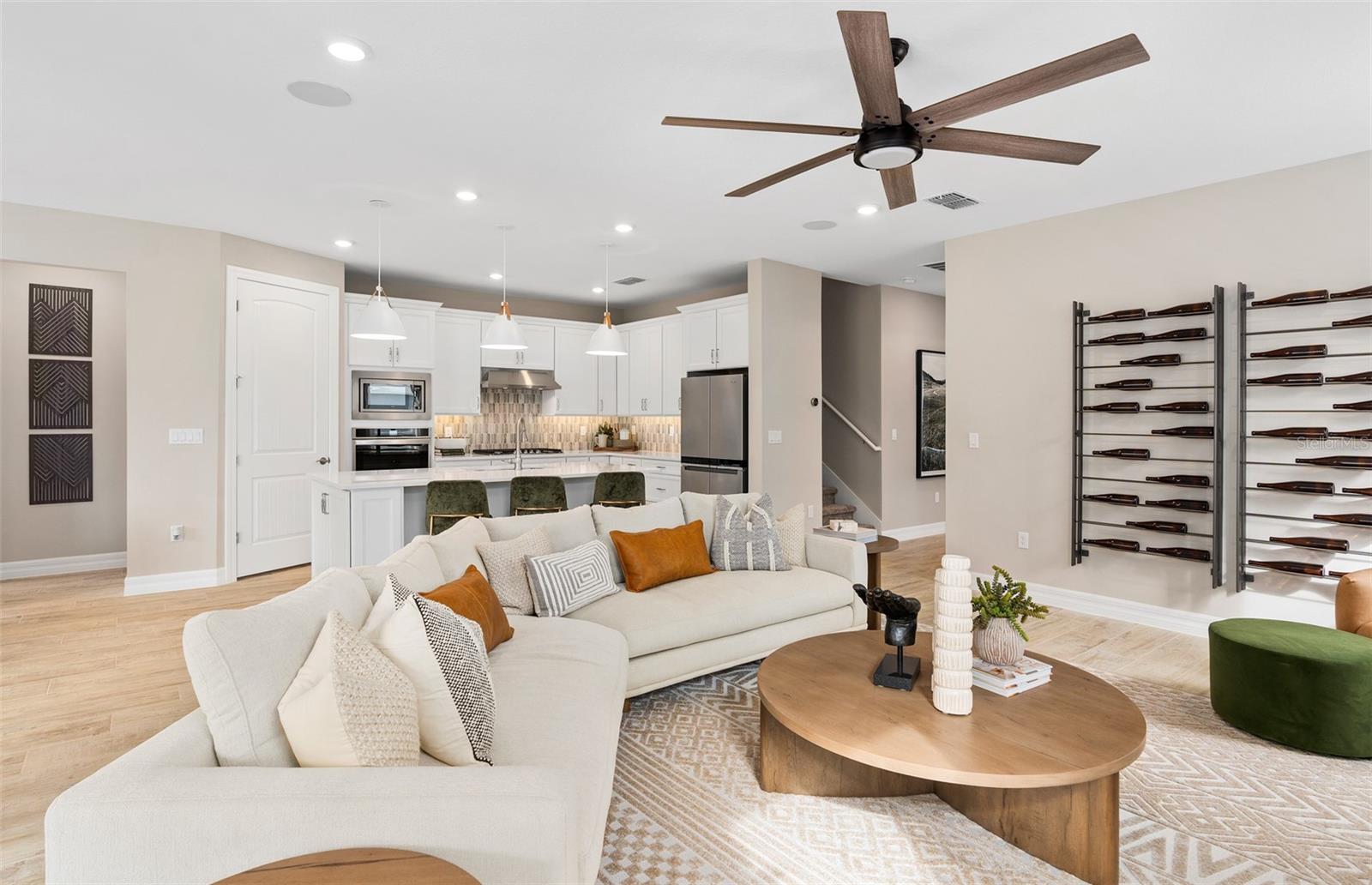 8117 FENTON STREET, ORLANDO, FL, 32836