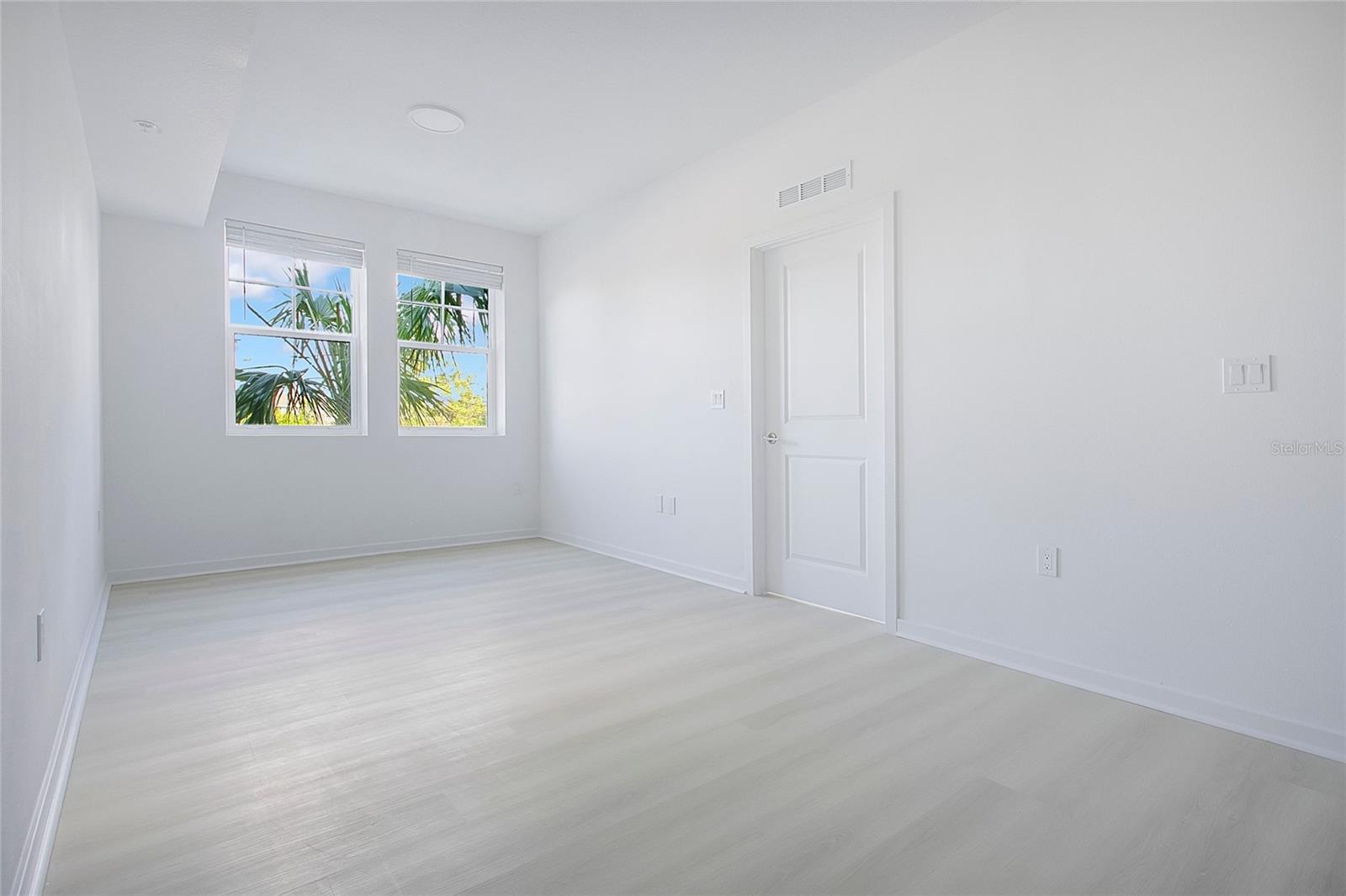 5579 MILLENIA PARK BLVD #223, ORLANDO, FL, 32839