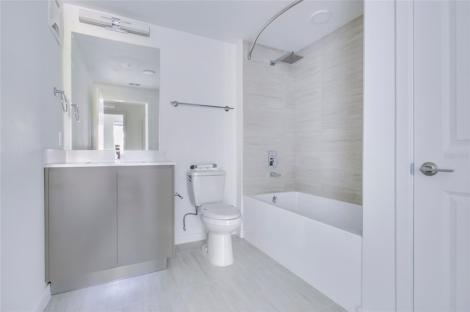 5579 MILLENIA PARK BLVD #223, ORLANDO, FL, 32839