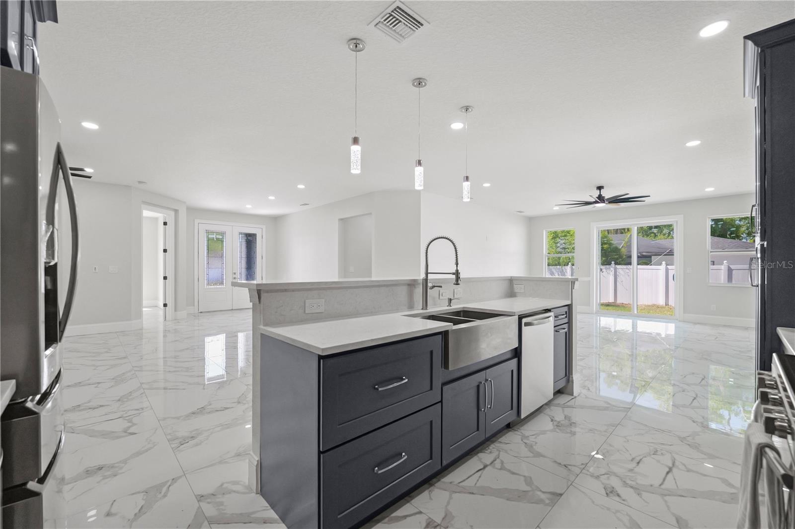 6401 FELICE AVE, TAMPA, FL, 33614