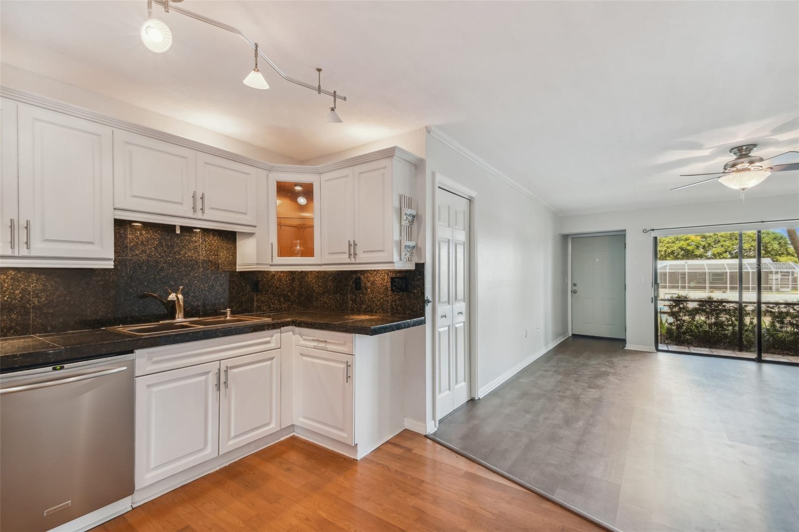 5558 BAYWATER DR #167, TAMPA, FL, 33615