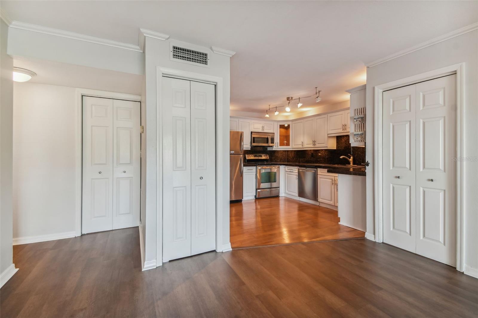 5558 BAYWATER DR #167, TAMPA, FL, 33615