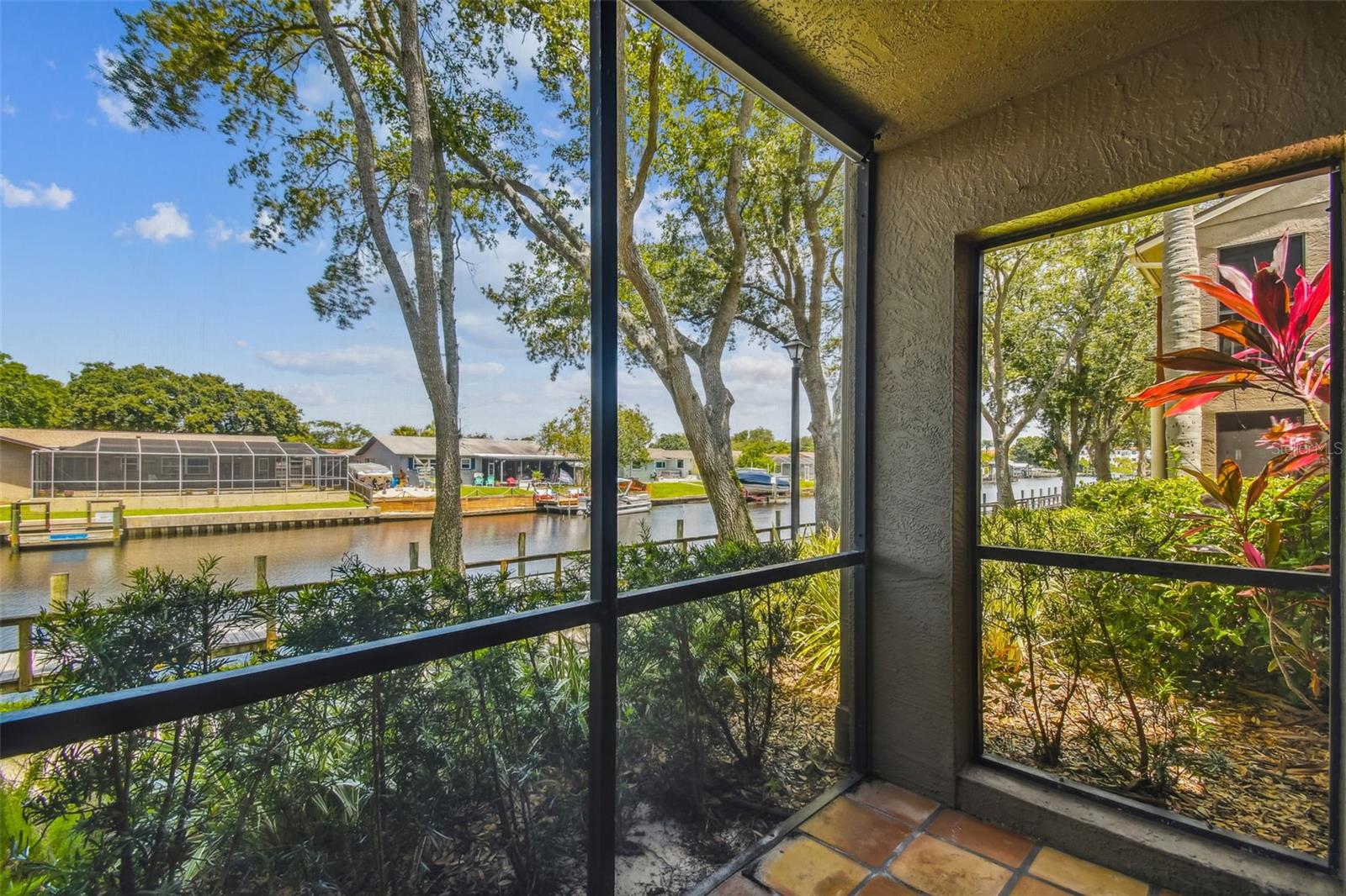 5558 BAYWATER DR #167, TAMPA, FL, 33615