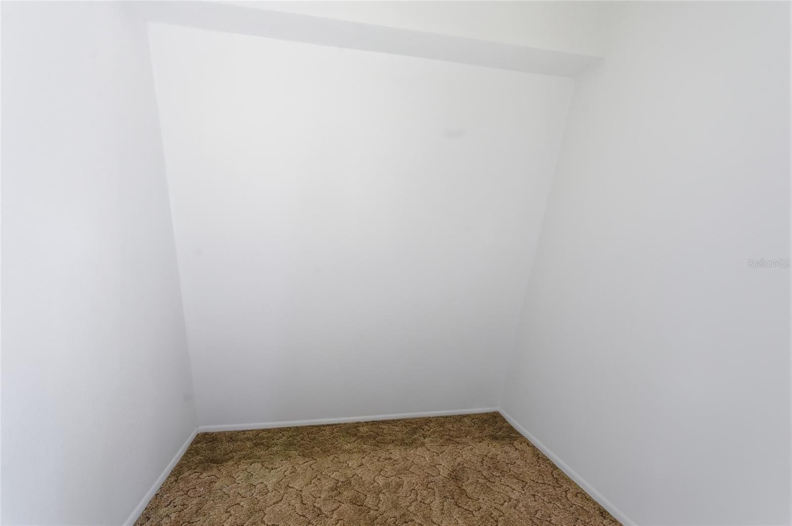 8221 RIVERSIDE DR NE, ST PETERSBURG, FL, 33702