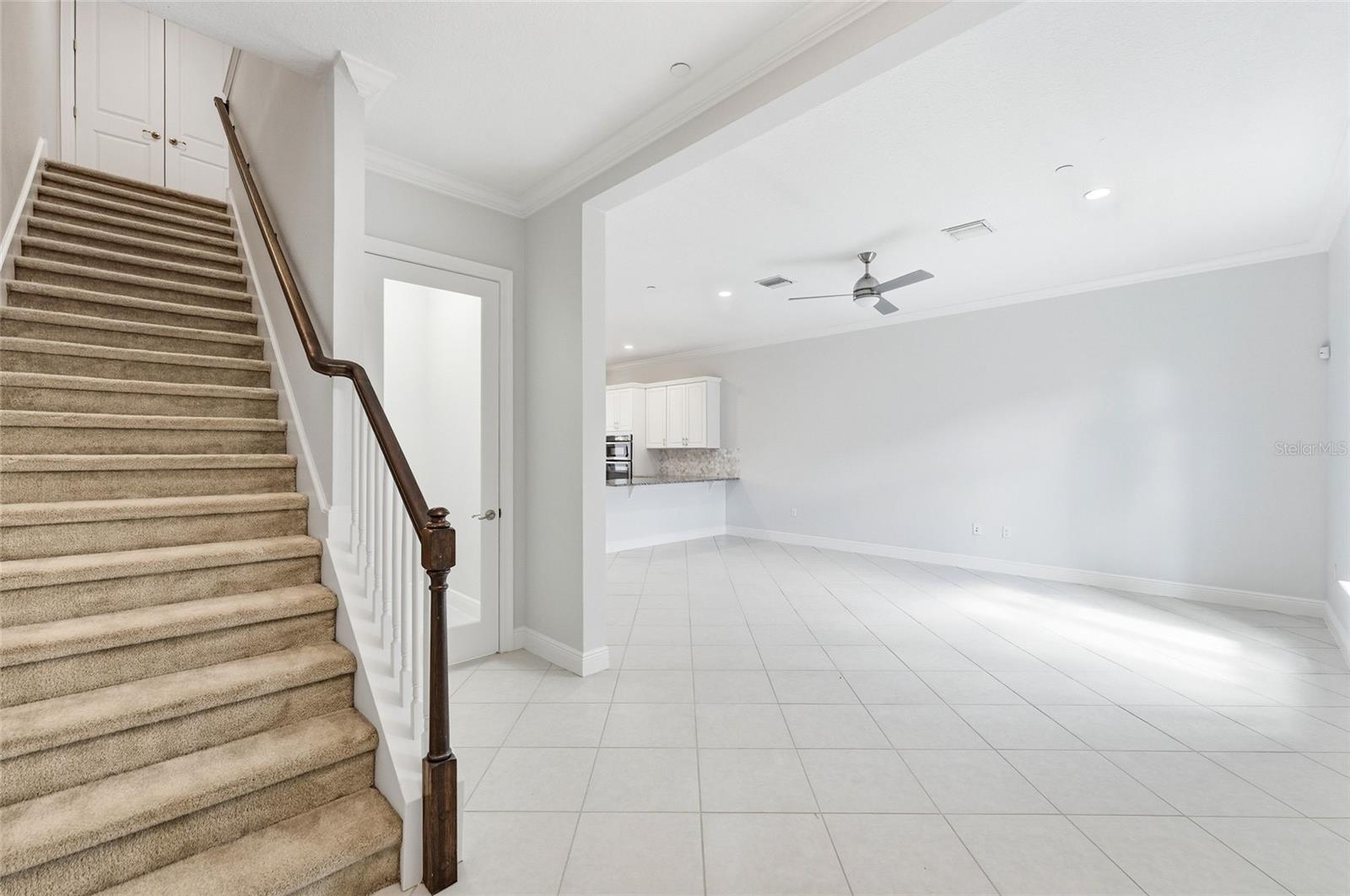 8807 FOUNTAIN PALM ALY, WINTER GARDEN, FL, 34787