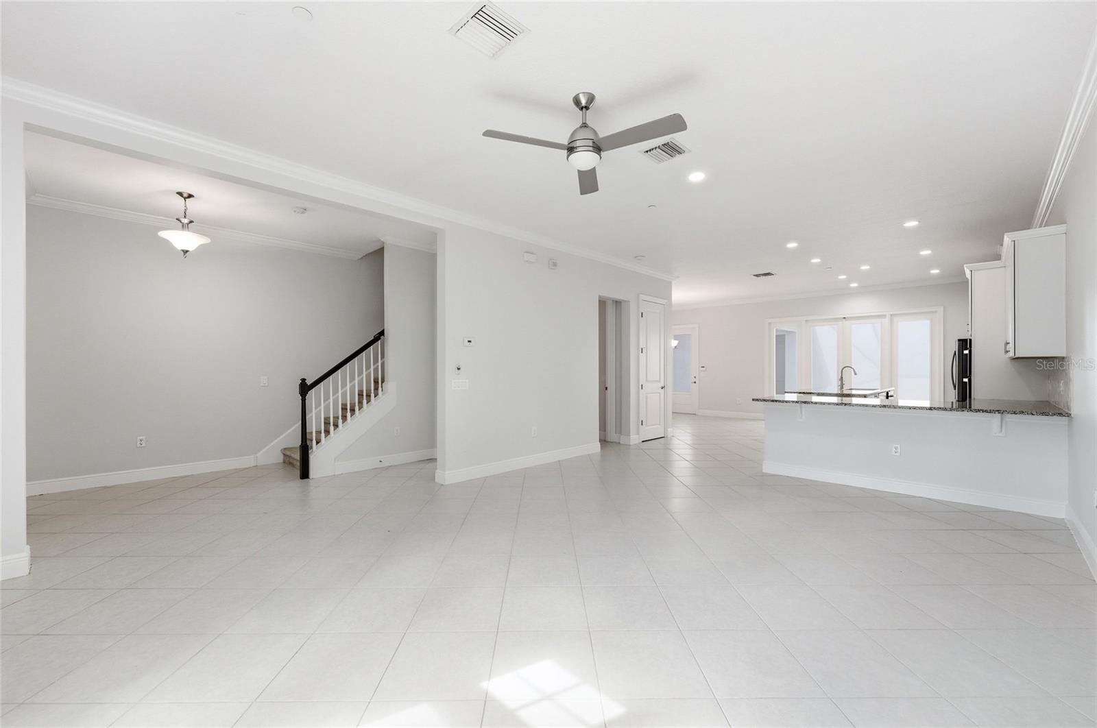 8807 FOUNTAIN PALM ALY, WINTER GARDEN, FL, 34787