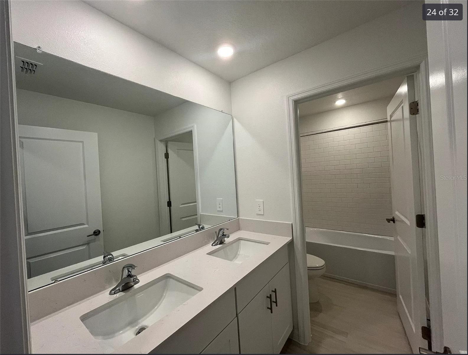 11317 RADIANT SHORE LOOP, SAN ANTONIO, FL, 33576