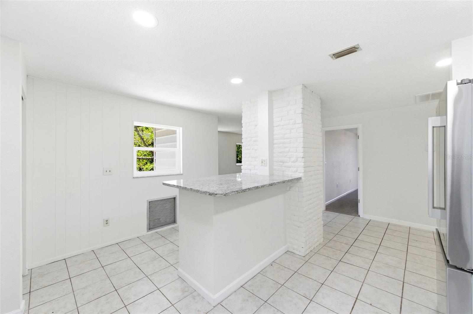 5136 68TH ST N #B, ST PETERSBURG, FL, 33709