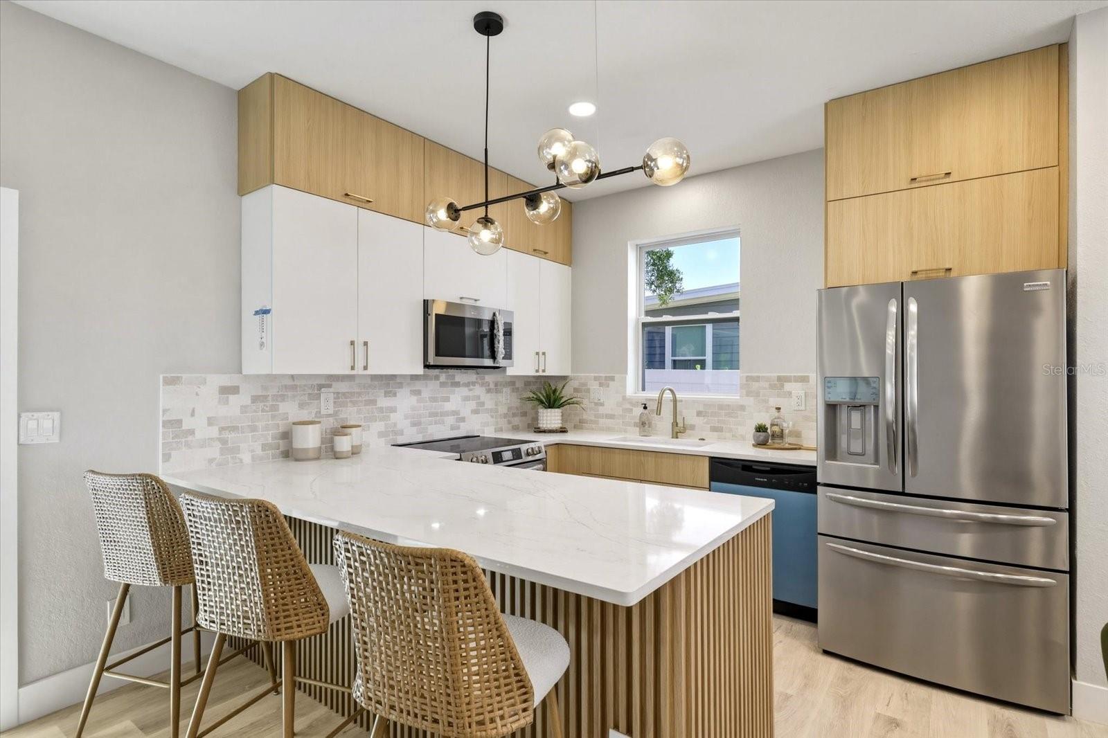 1044 12TH AVE S, ST PETERSBURG, FL, 33705