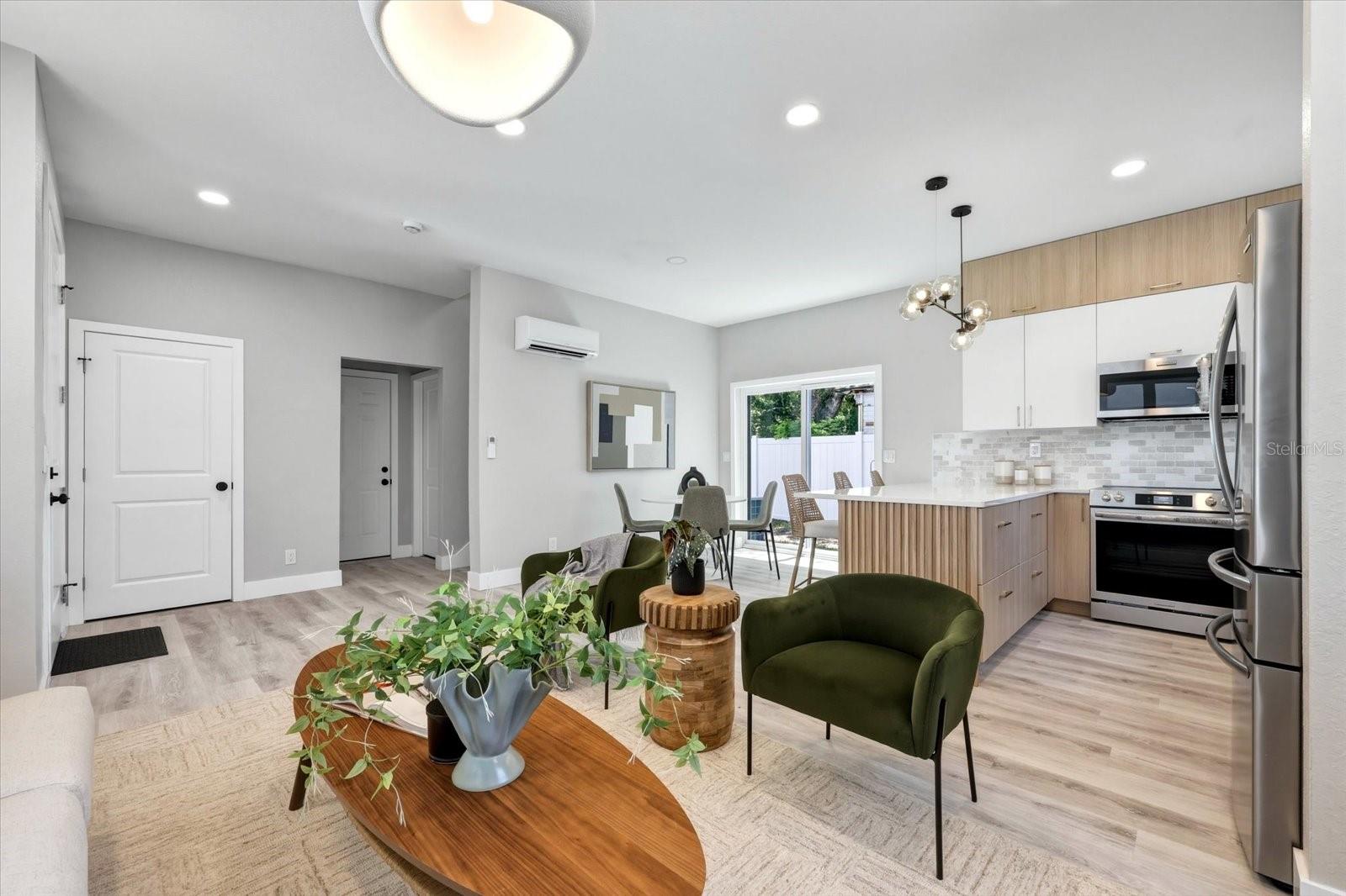 1044 12TH AVE S, ST PETERSBURG, FL, 33705