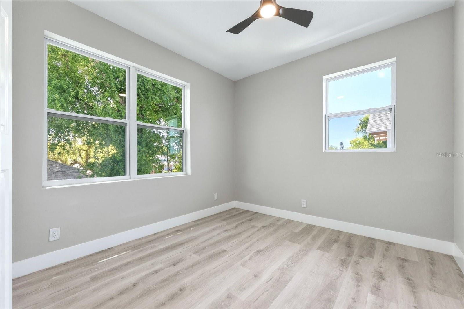 1044 12TH AVE S, ST PETERSBURG, FL, 33705