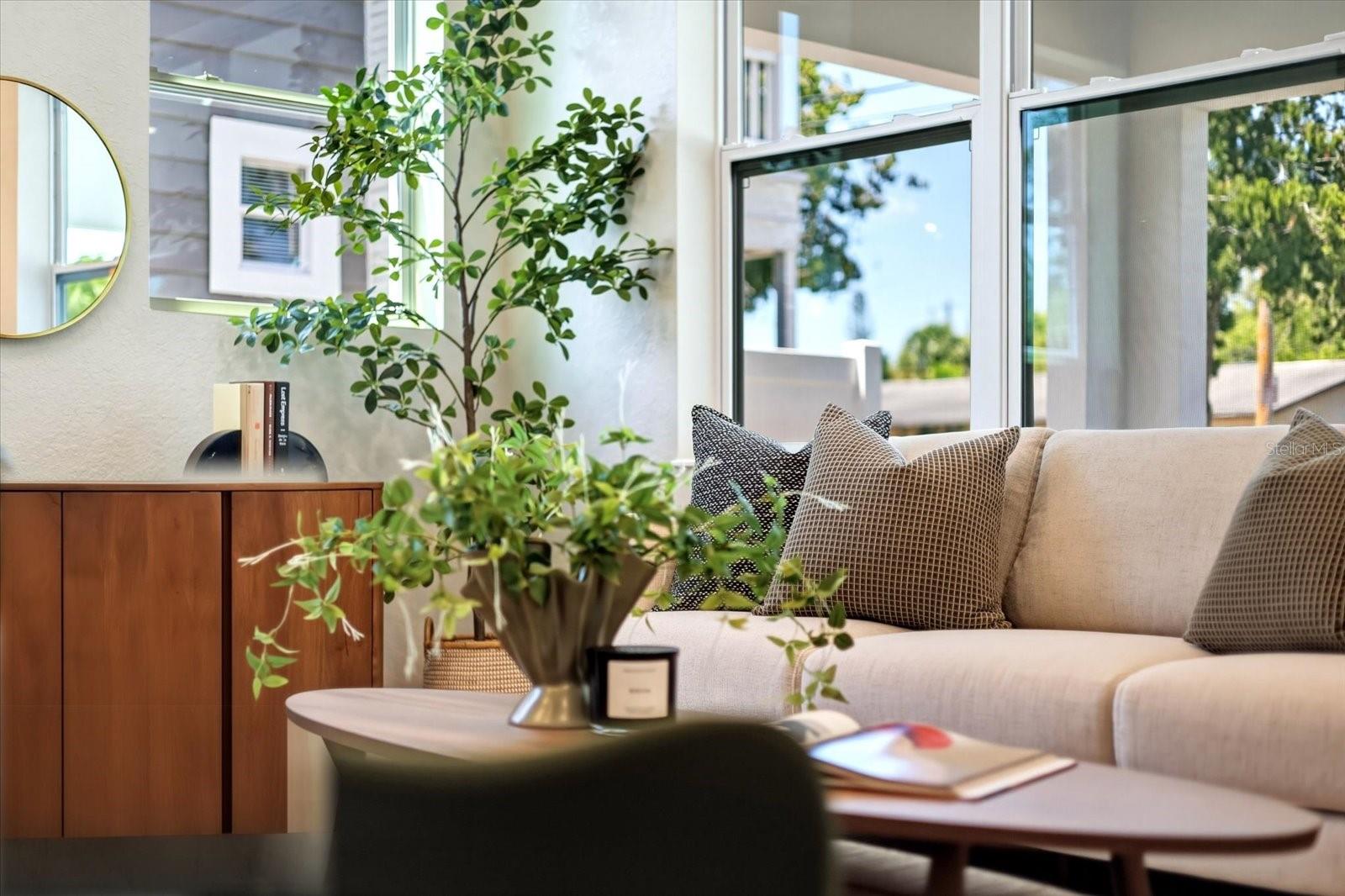 1044 12TH AVE S, ST PETERSBURG, FL, 33705