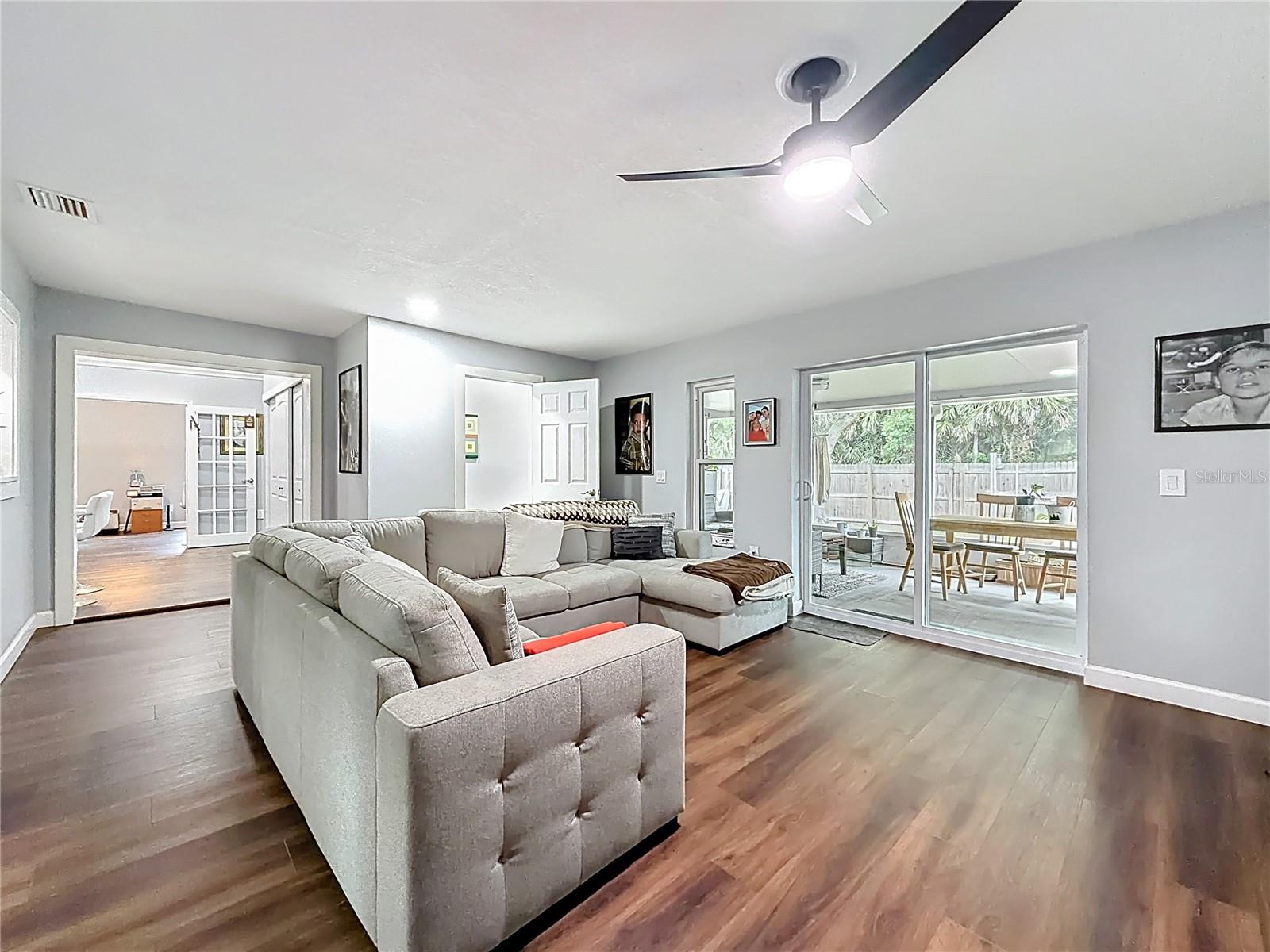 1092 W RIVIERA BLVD, OVIEDO, FL, 32765