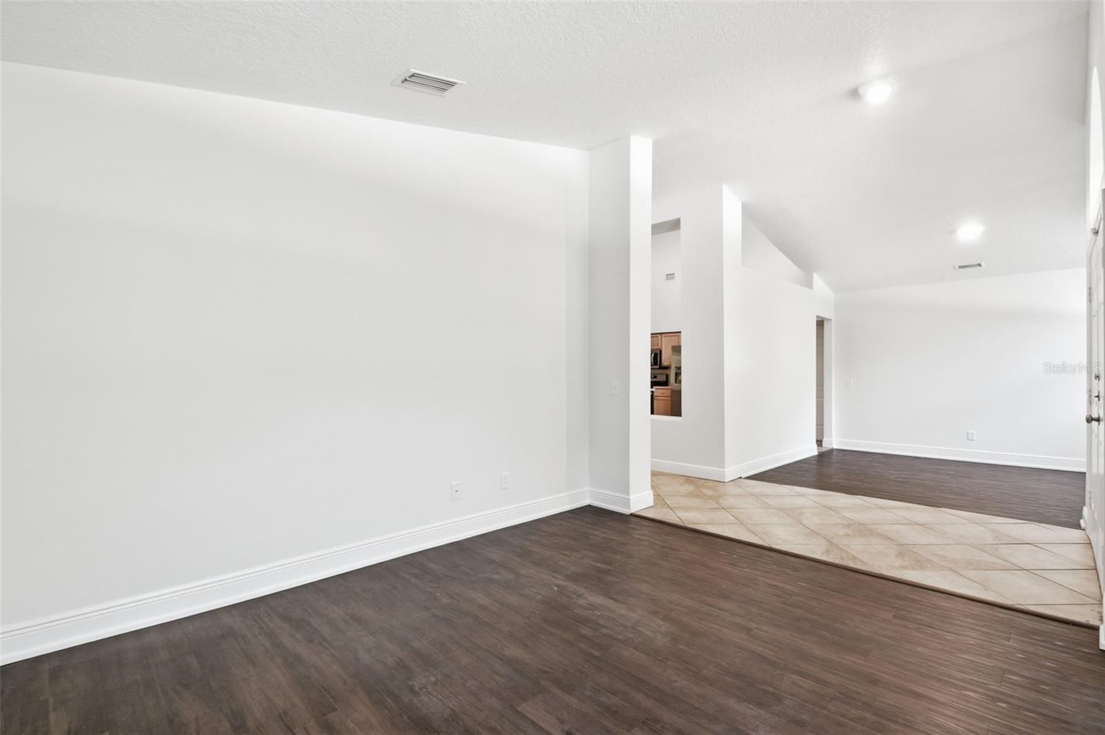 703 GRAND CANYON DR, VALRICO, FL, 33594