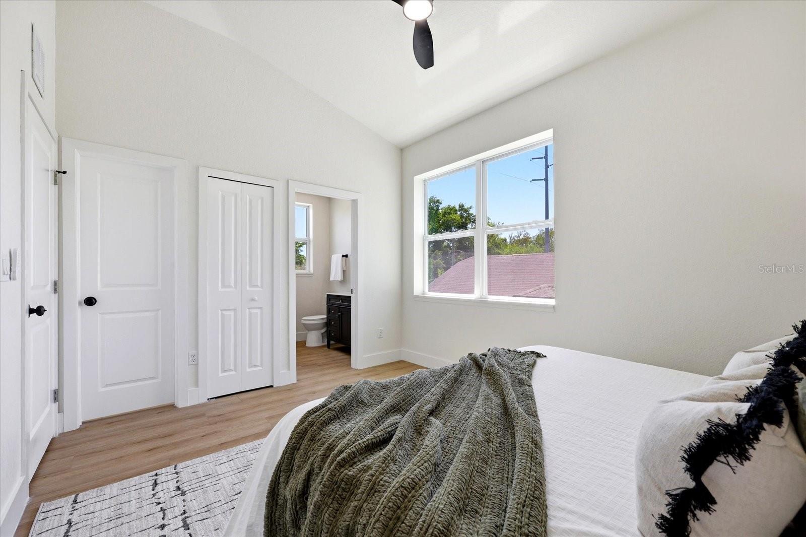 1235 11TH AVE S, ST PETERSBURG, FL, 33705