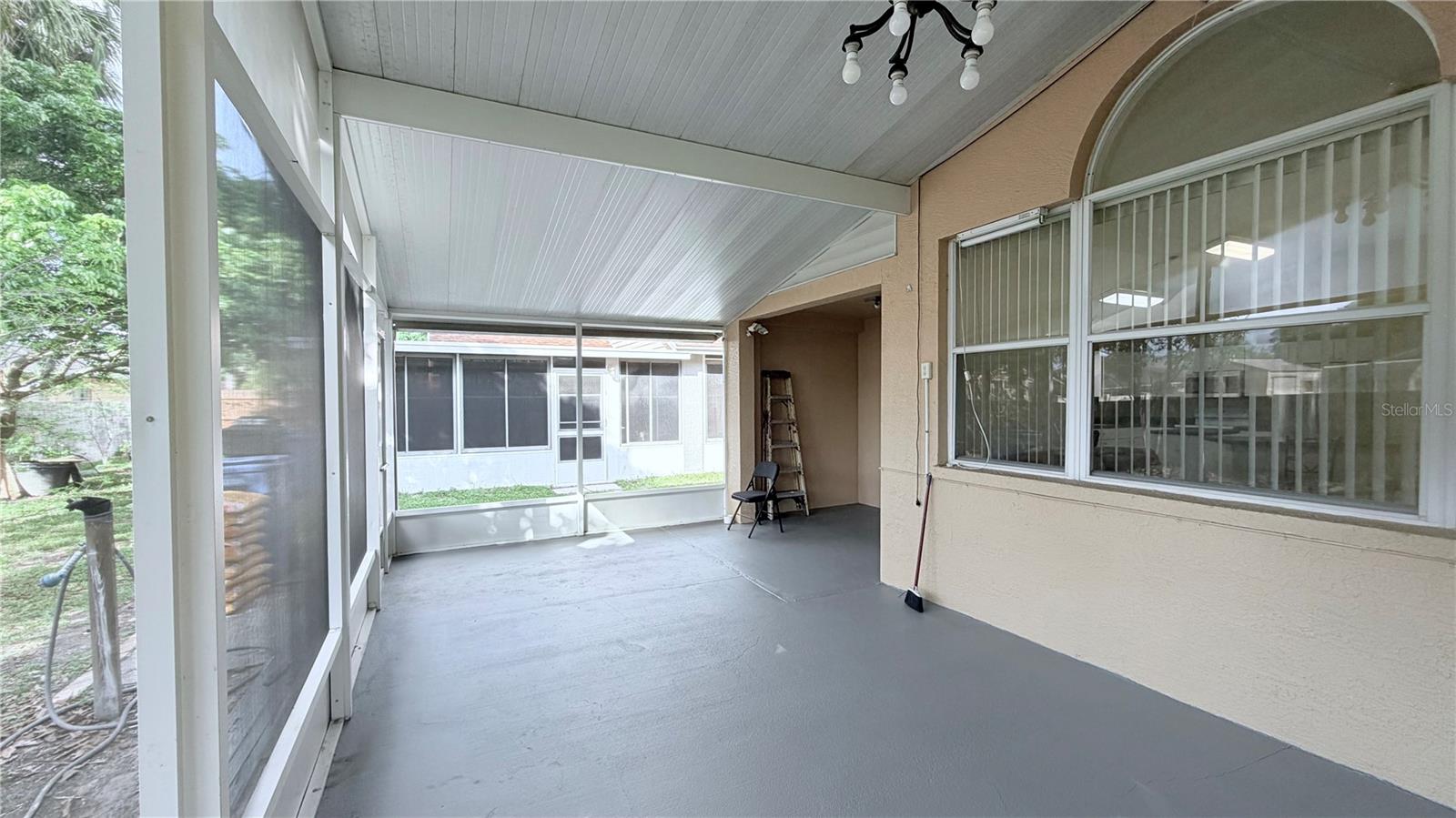 10216 OASIS PALM DR, TAMPA, FL, 33615