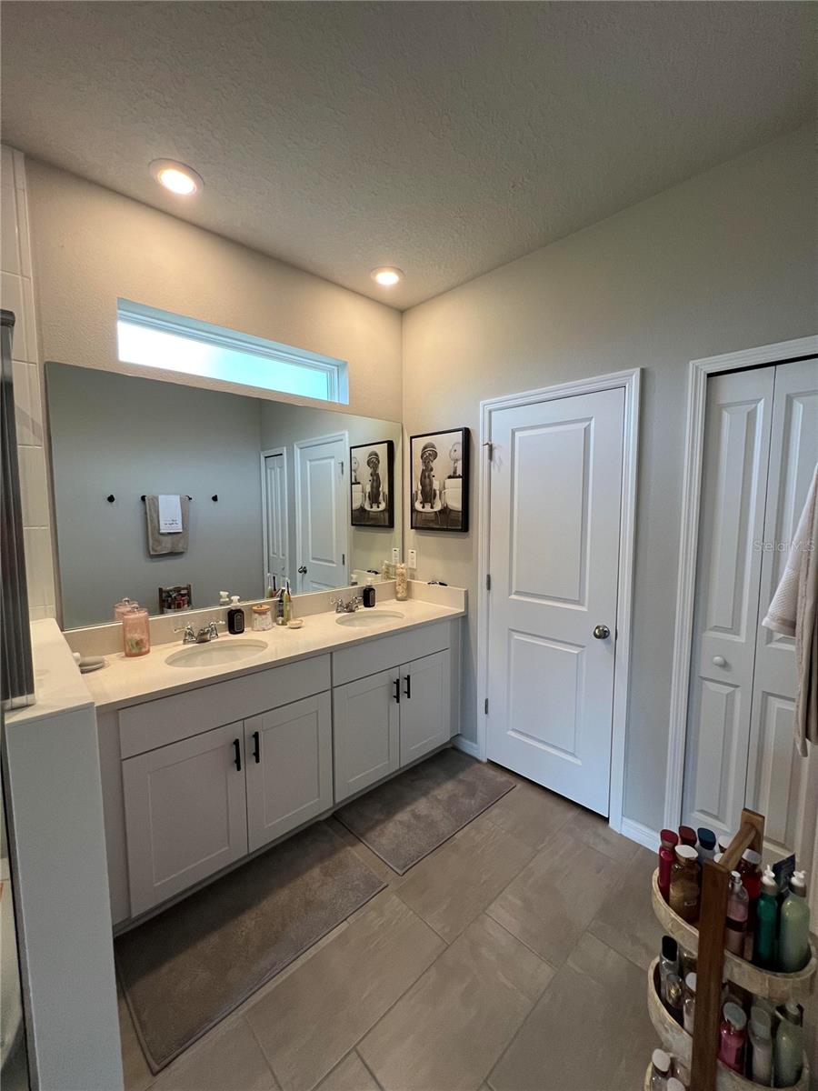 5511 BUNGALOW GROVE CT, PALMETTO, FL, 34221