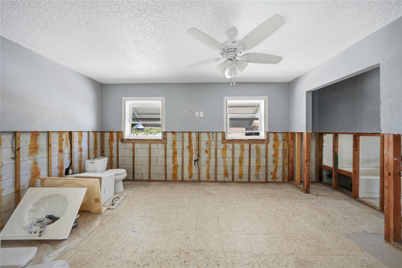 425 FIREBALL CT, PUNTA GORDA, FL, 33950