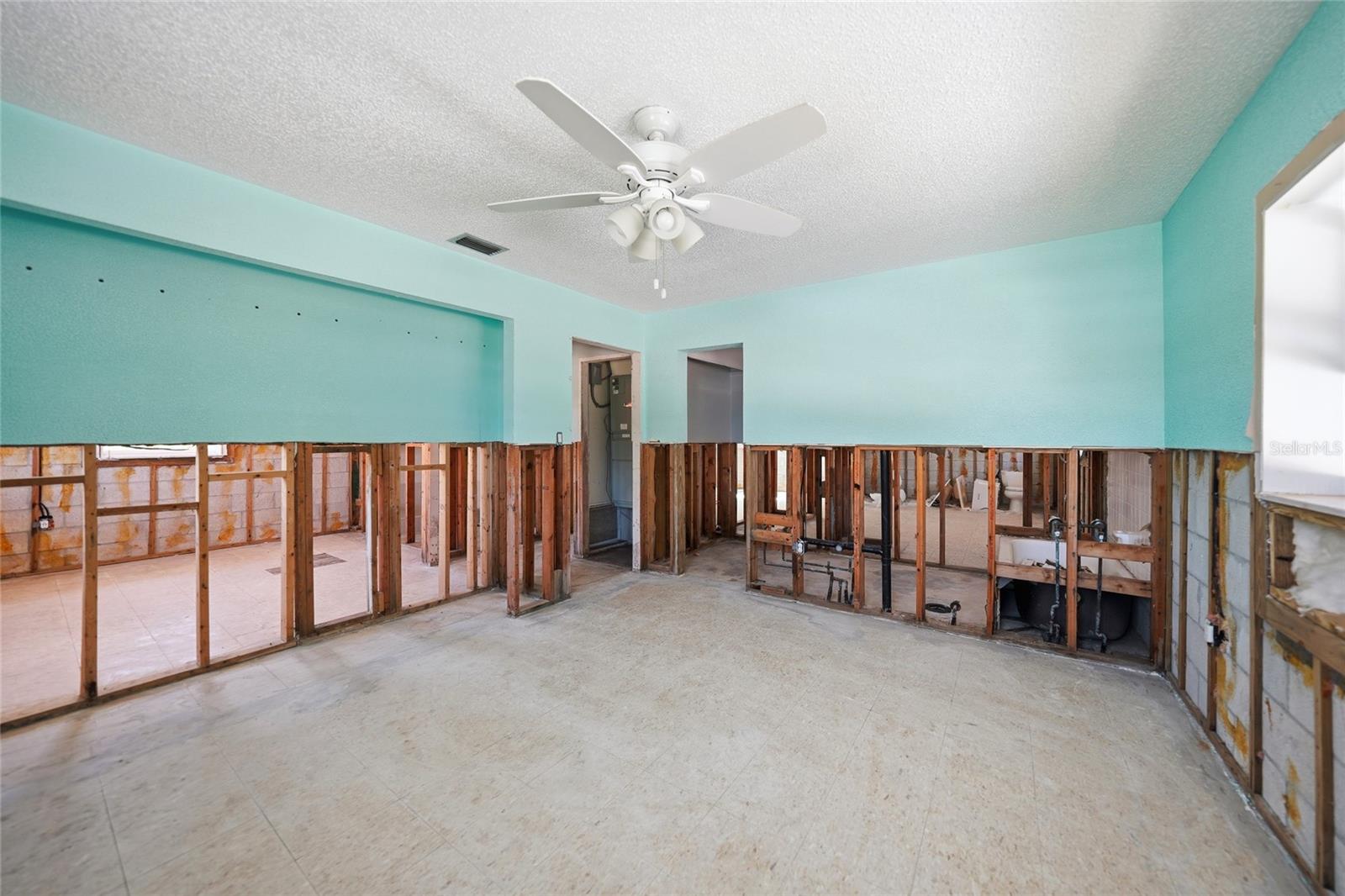 425 FIREBALL CT, PUNTA GORDA, FL, 33950