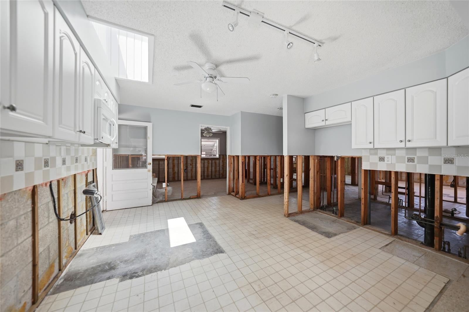 425 FIREBALL CT, PUNTA GORDA, FL, 33950