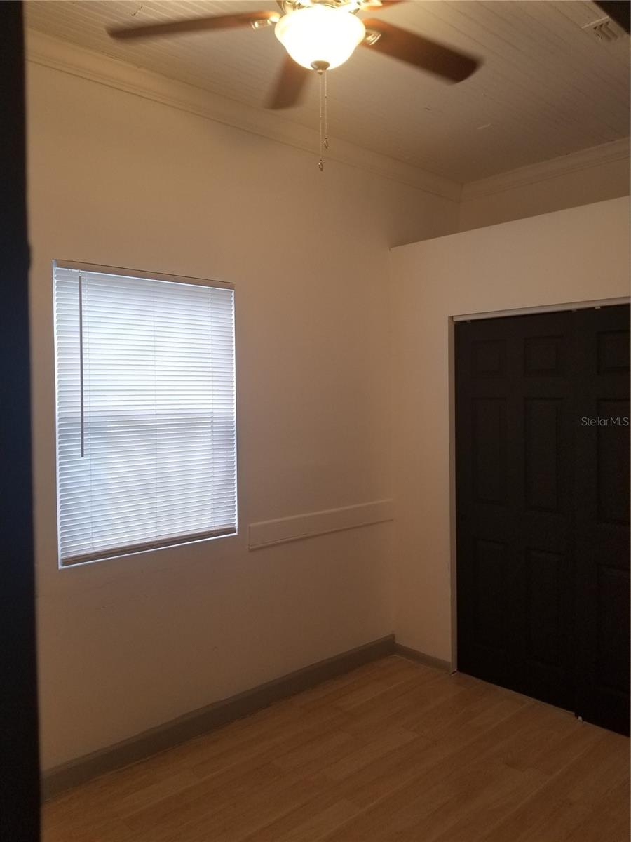 2107 W CHESTNUT ST, TAMPA, FL, 33607