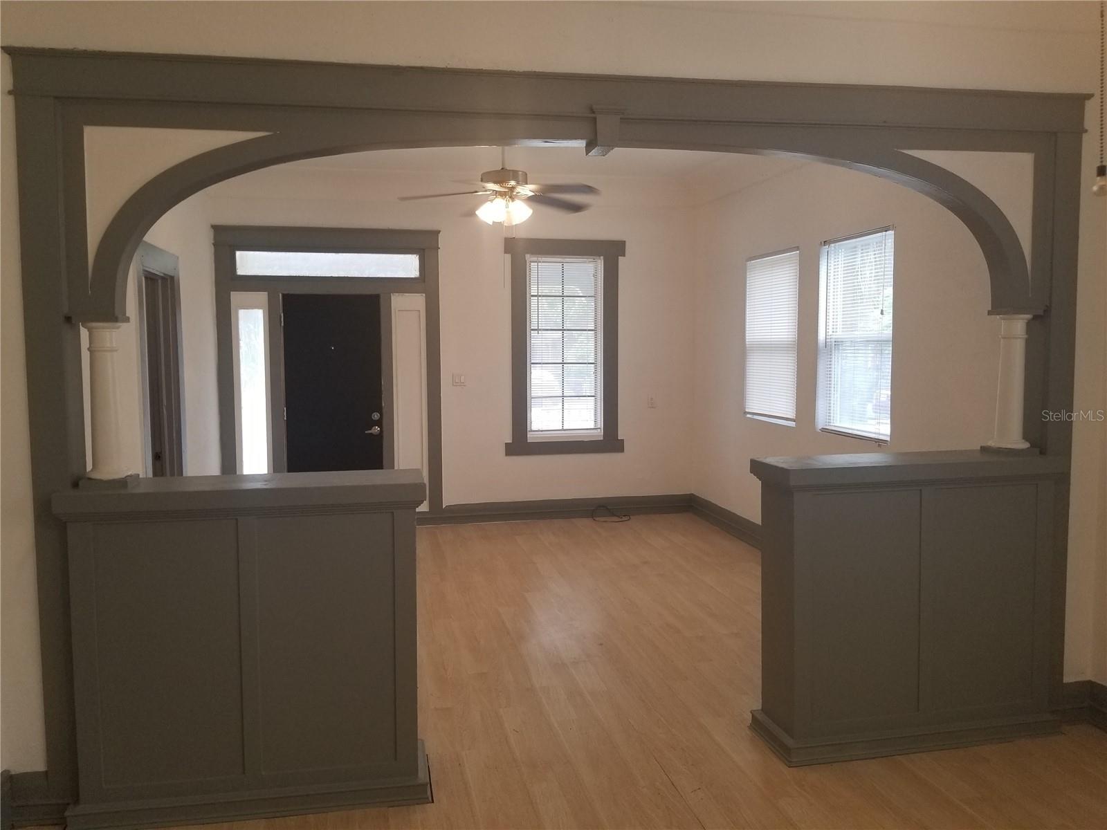 2107 W CHESTNUT ST, TAMPA, FL, 33607