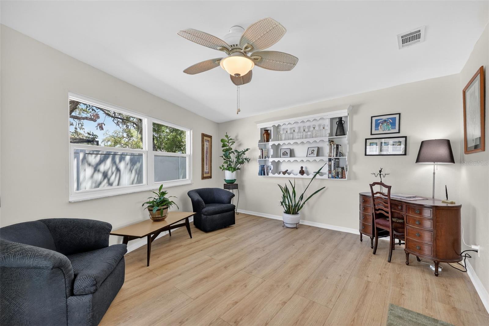 209 WESTWINDS DR, PALM HARBOR, FL, 34683