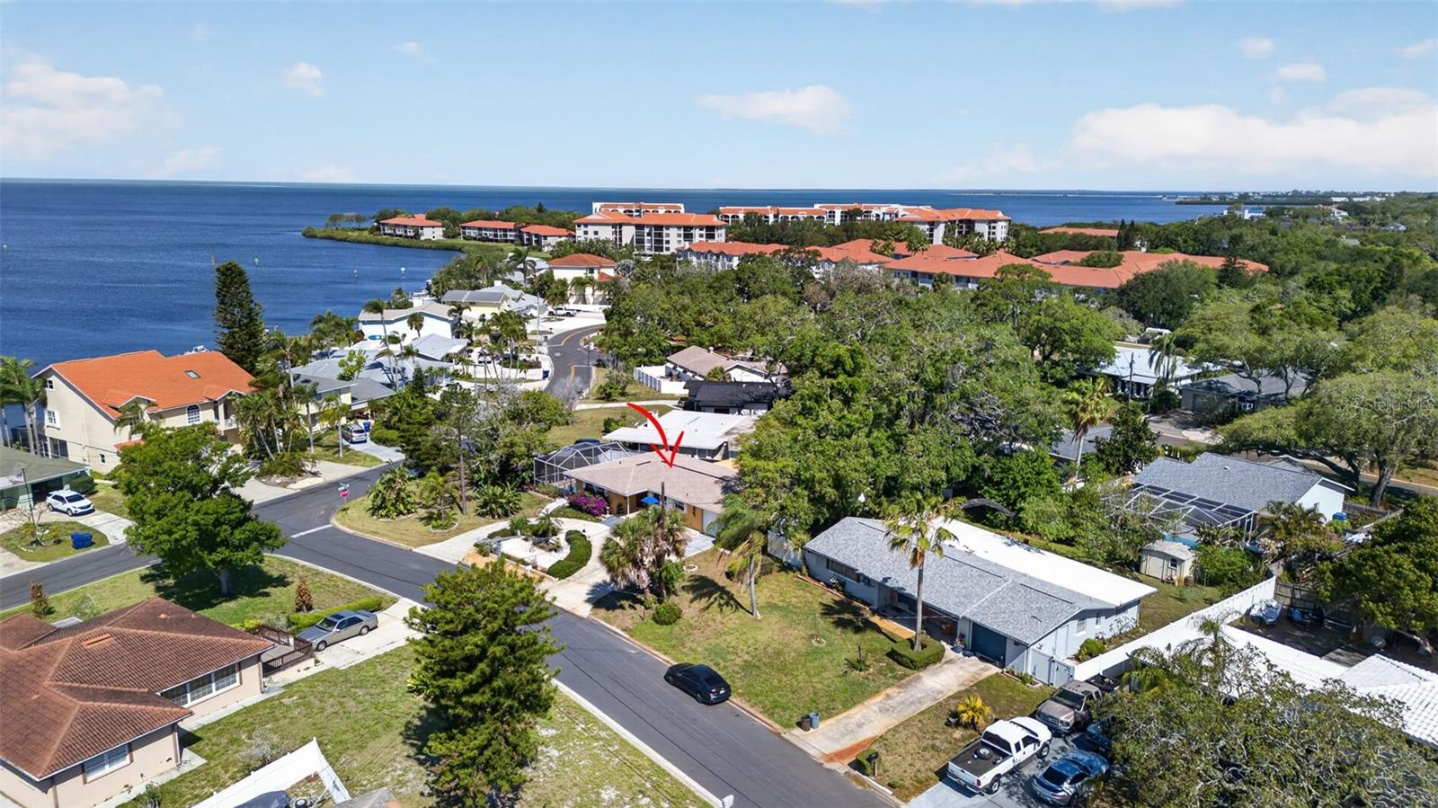 209 WESTWINDS DR, PALM HARBOR, FL, 34683