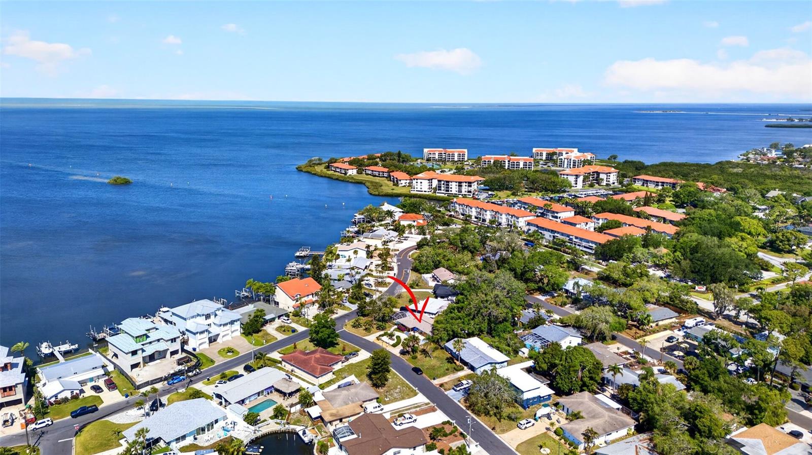 209 WESTWINDS DR, PALM HARBOR, FL, 34683