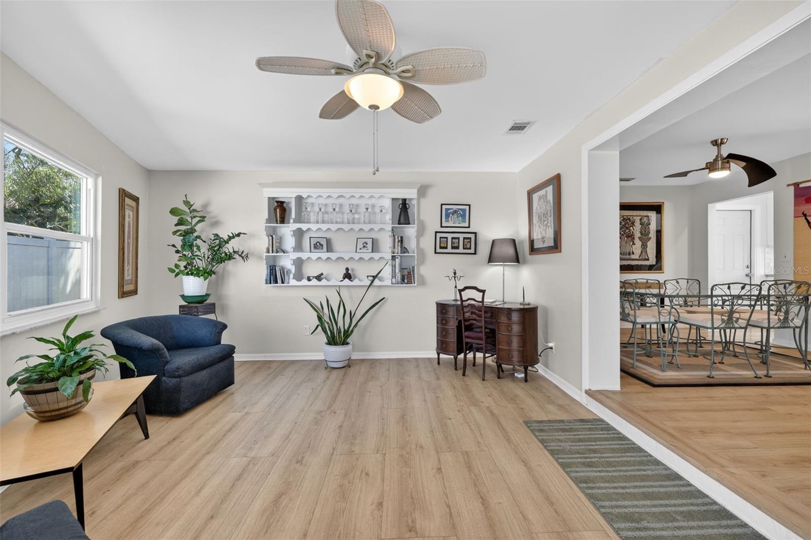 209 WESTWINDS DR, PALM HARBOR, FL, 34683