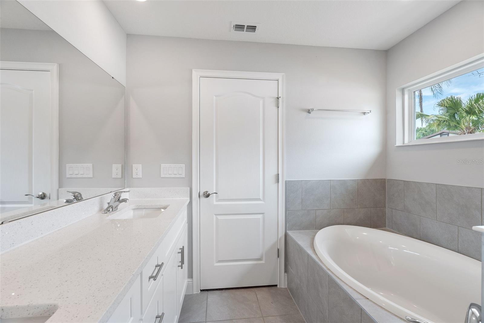 232 GRIFFORD DR, KISSIMMEE, FL, 34758