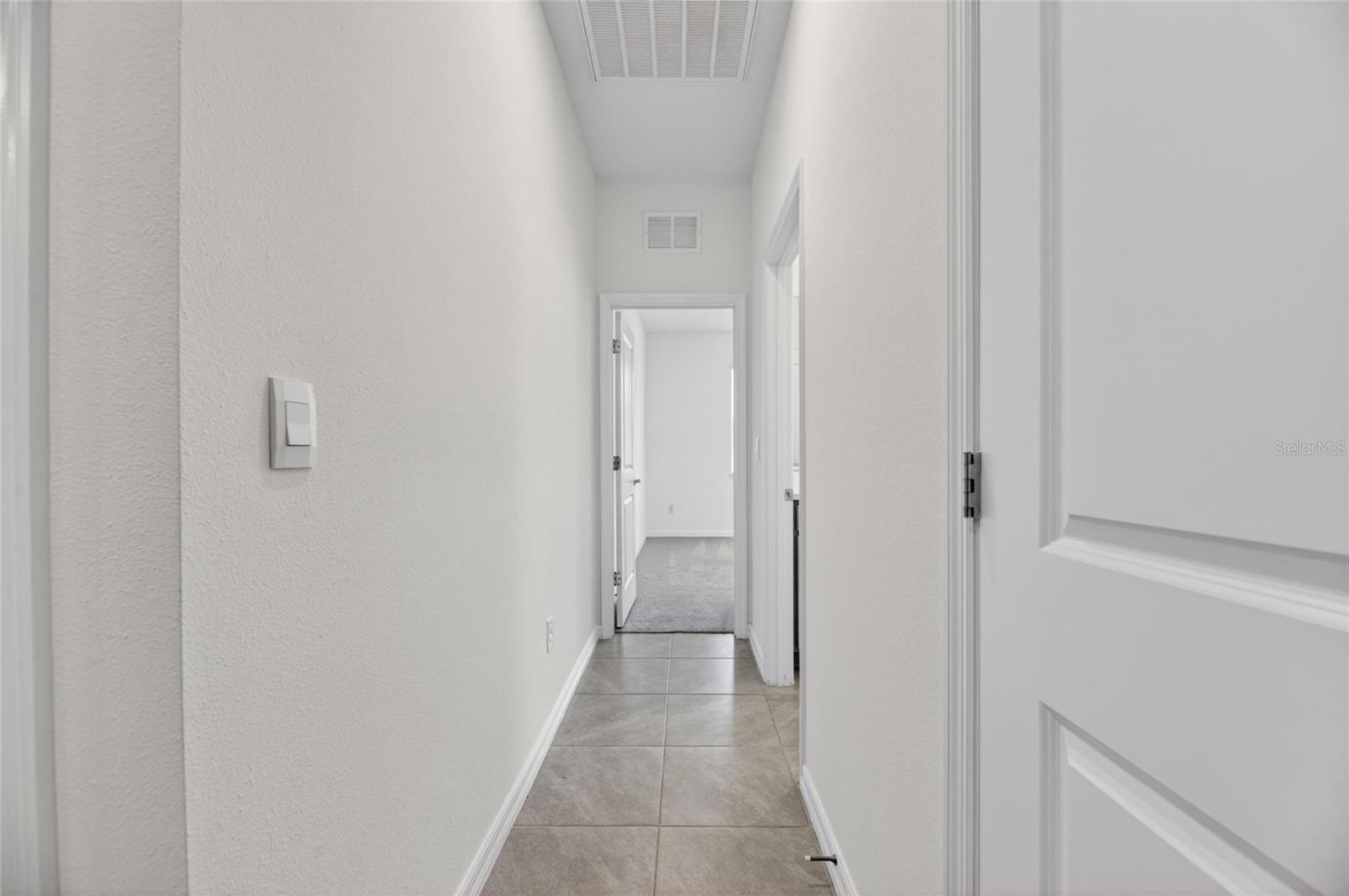 2425 BENDING BONSAI DR, WESLEY CHAPEL, FL, 33543