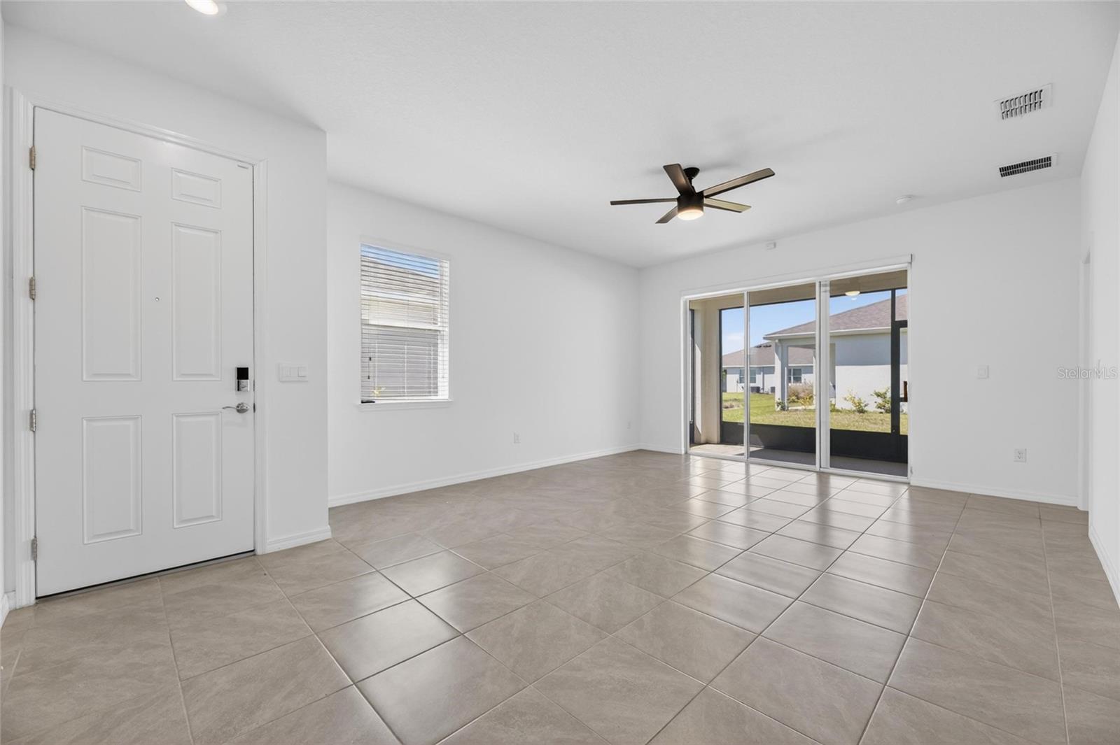 2425 BENDING BONSAI DR, WESLEY CHAPEL, FL, 33543