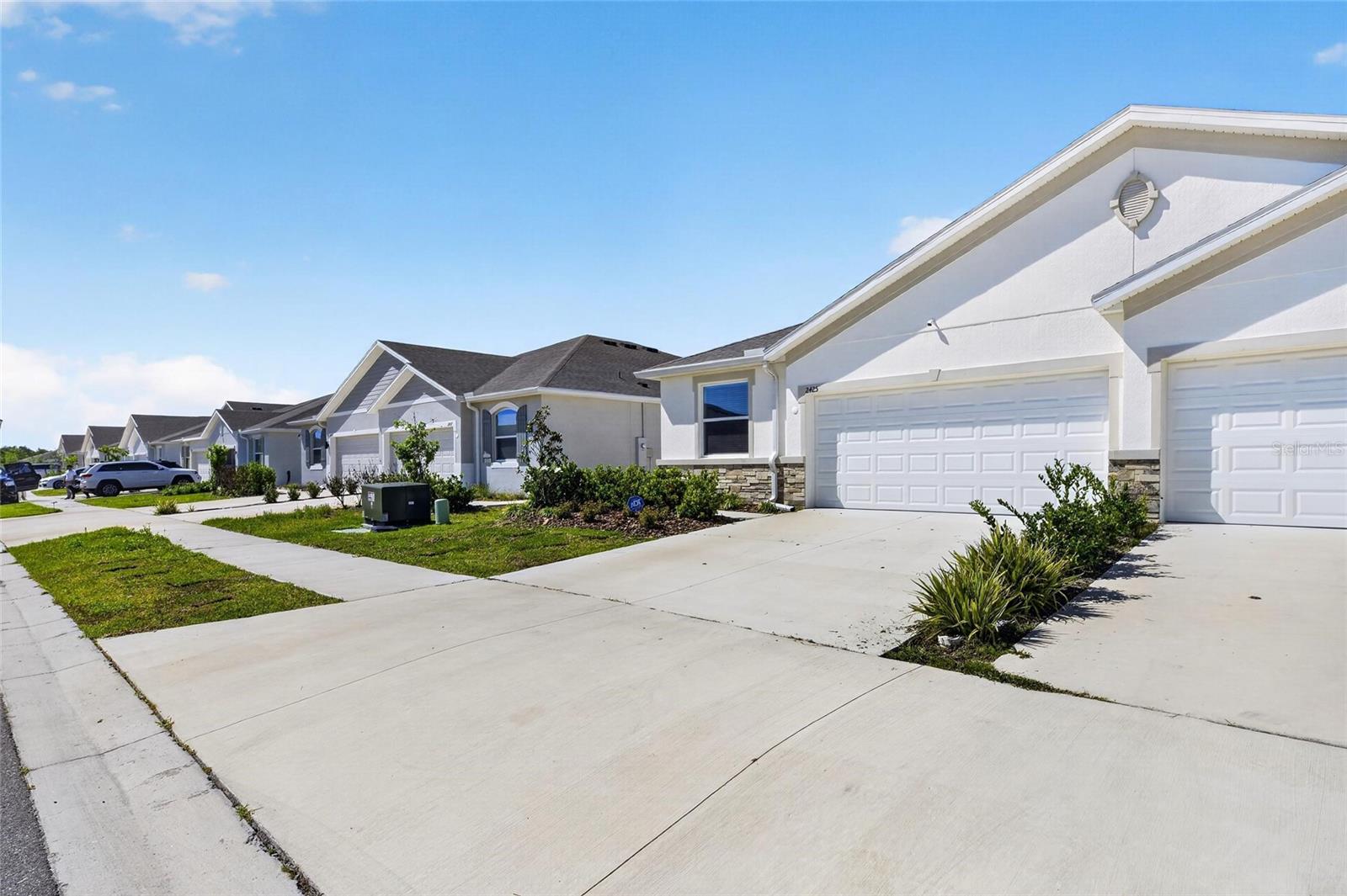 2425 BENDING BONSAI DR, WESLEY CHAPEL, FL, 33543