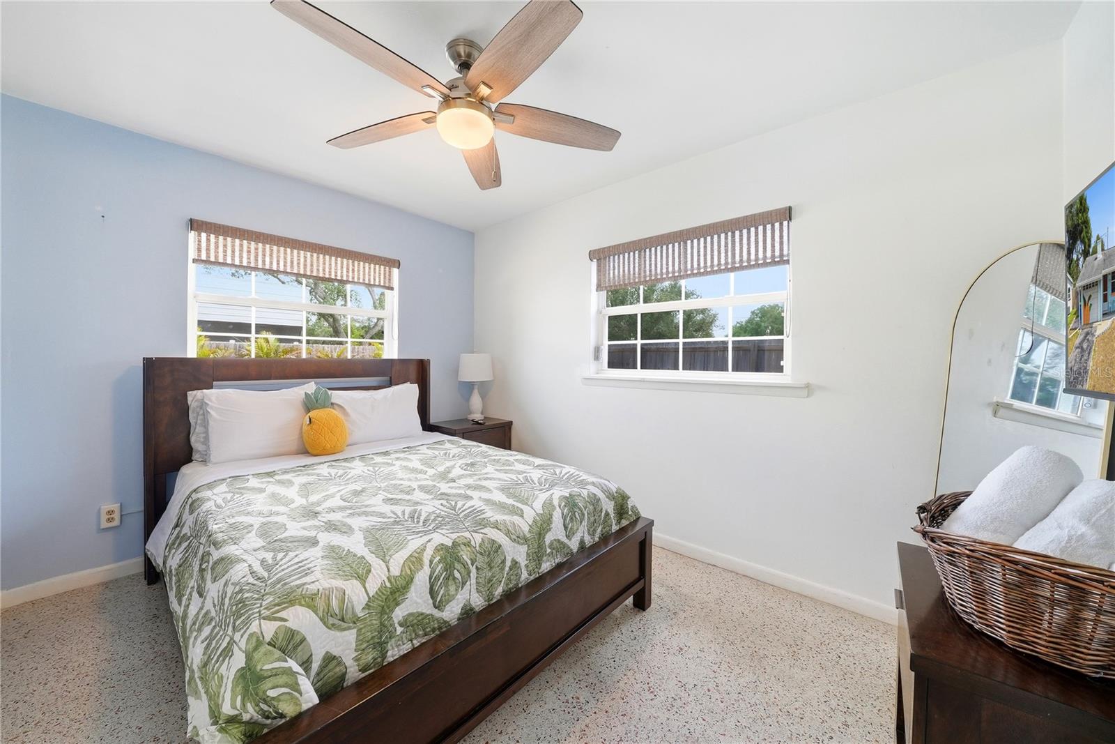 10437 52ND AVE N, ST PETERSBURG, FL, 33708