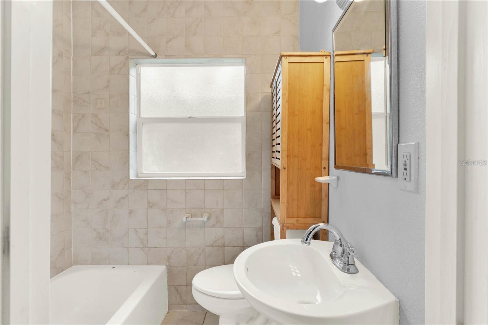 1020 Alba Drive ALBA DR, ORLANDO, FL, 32804