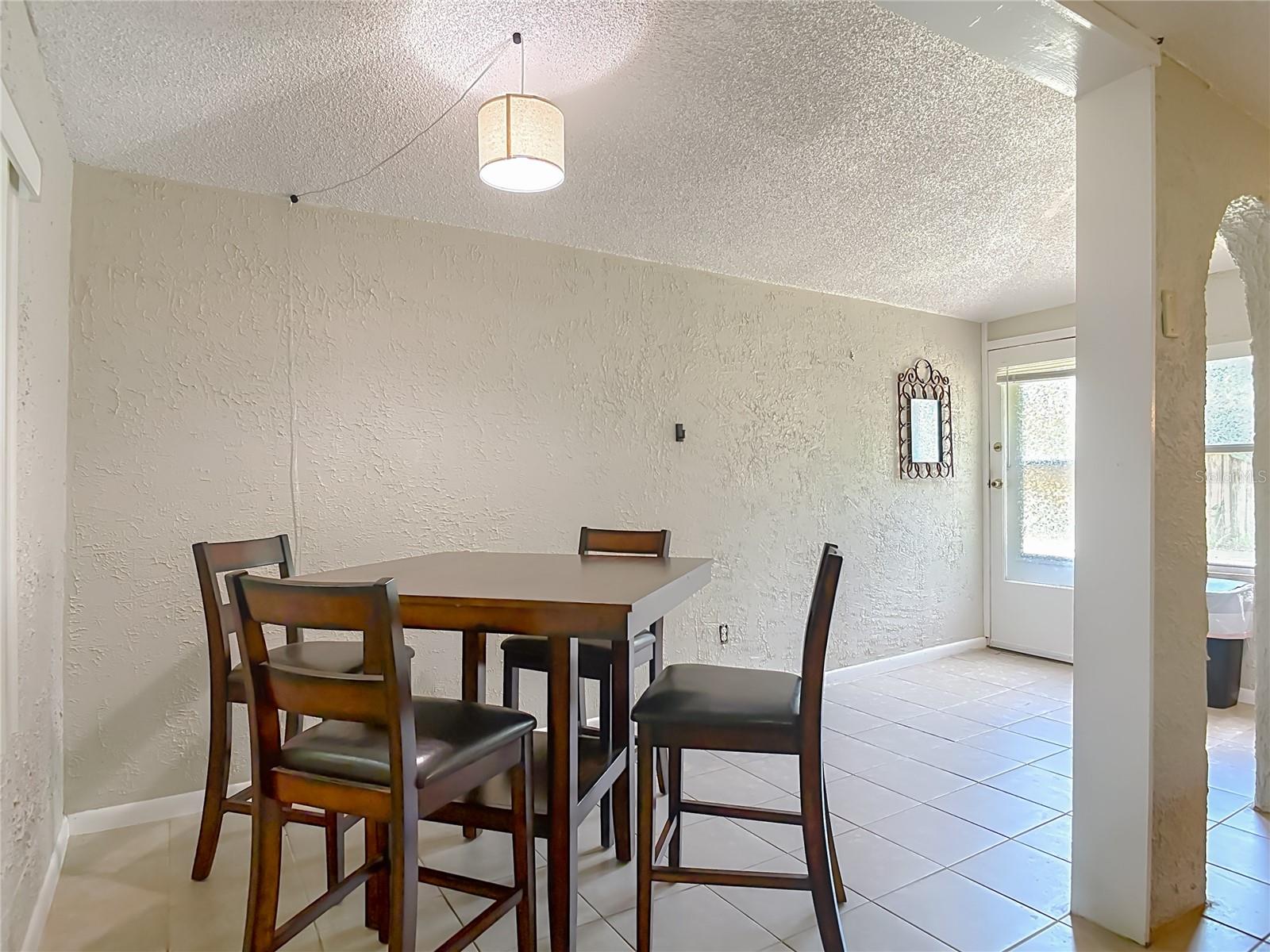 224 S SALISBURY AVE, DELAND, FL, 32720