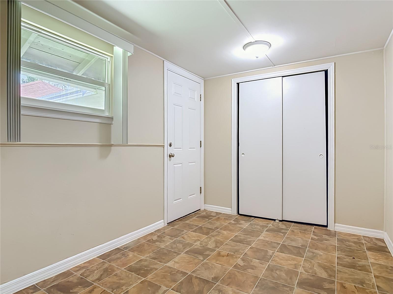 224 S SALISBURY AVE, DELAND, FL, 32720