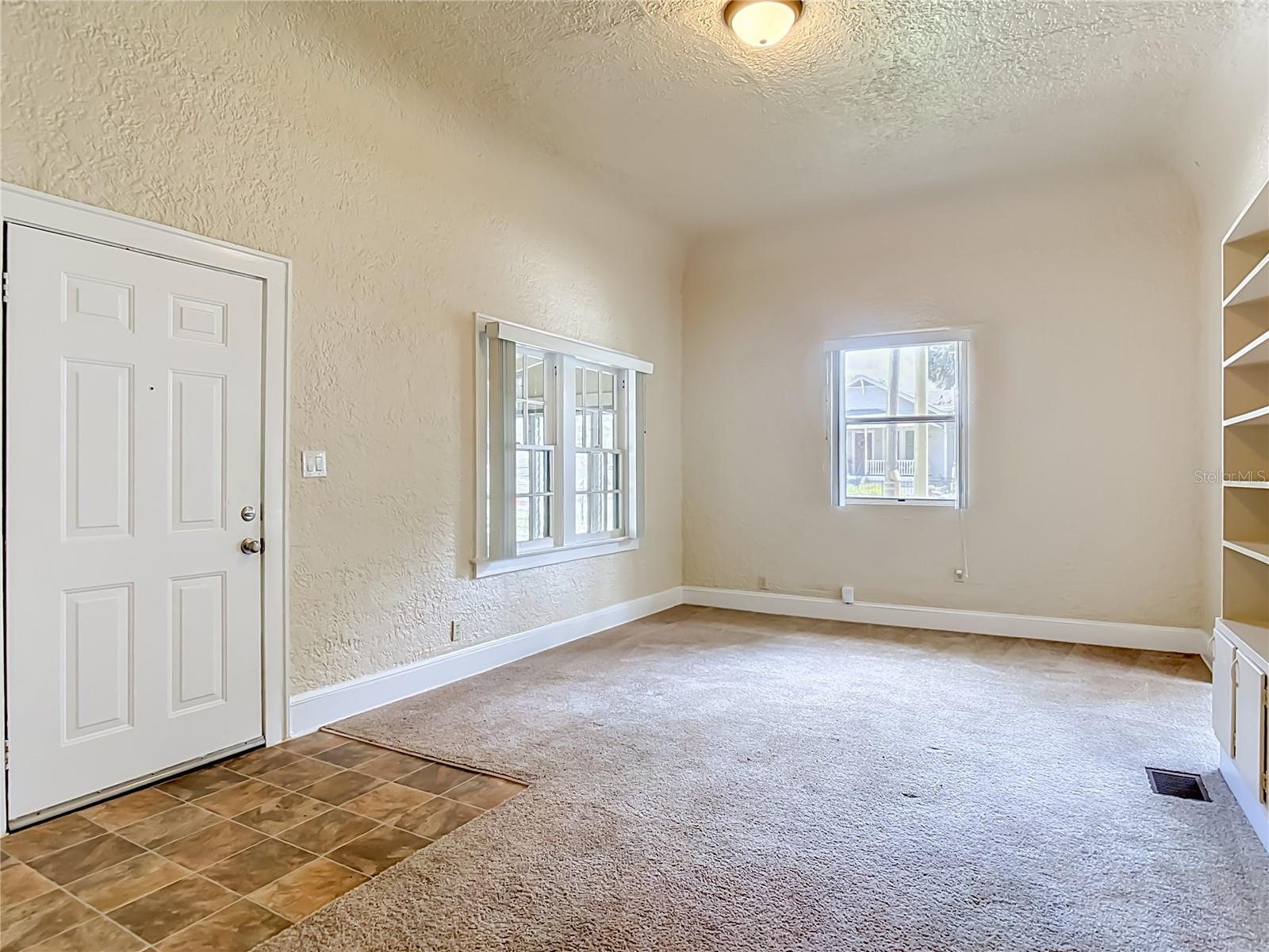 224 S SALISBURY AVE, DELAND, FL, 32720