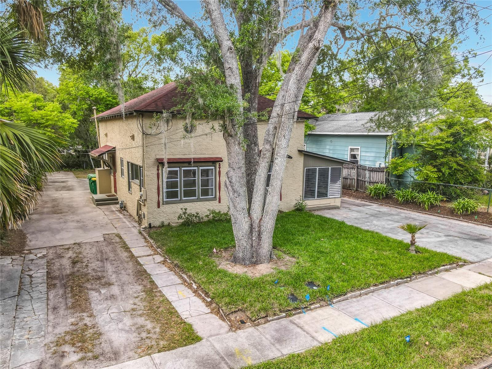 224 S SALISBURY AVE, DELAND, FL, 32720