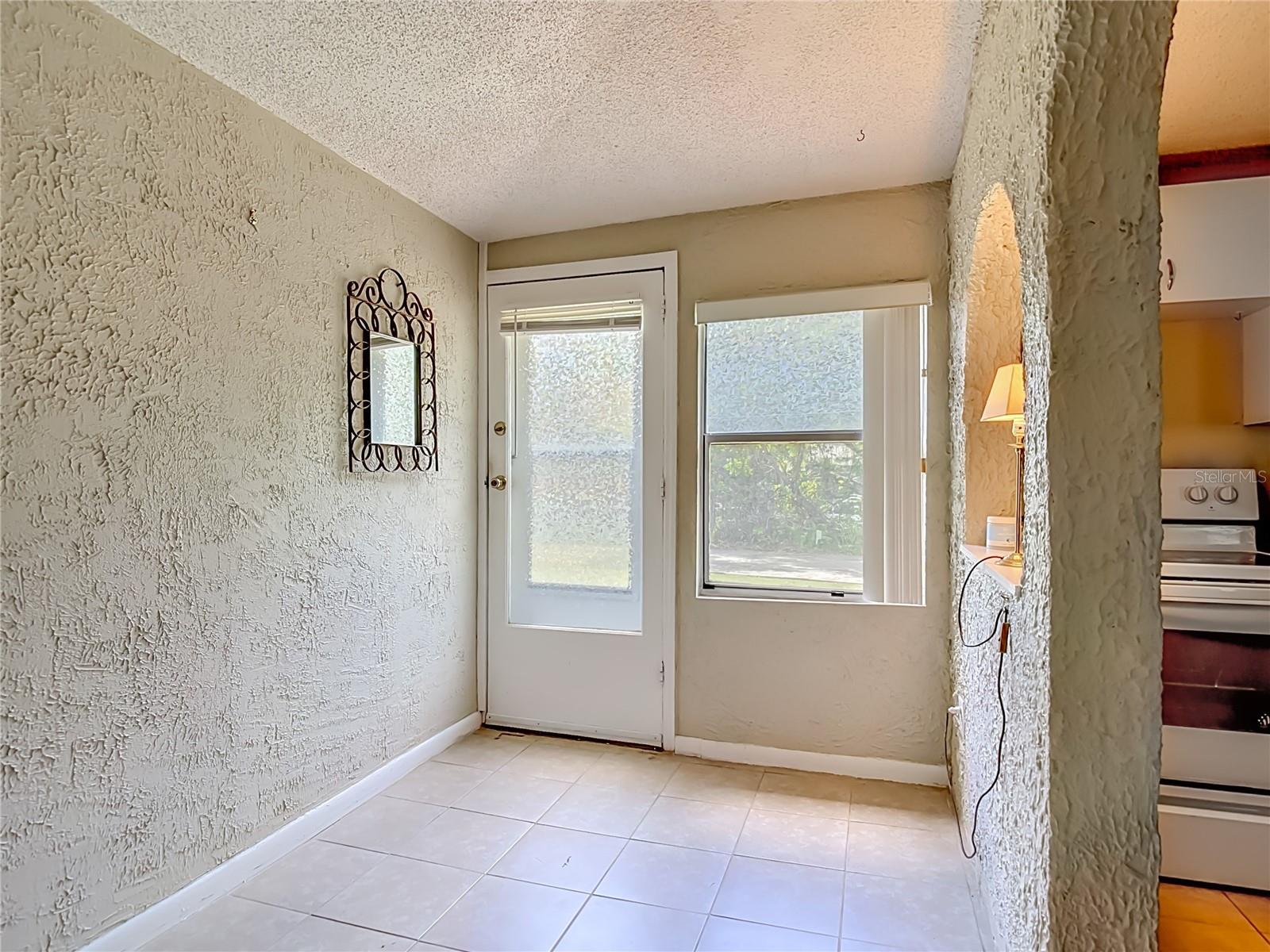 224 S SALISBURY AVE, DELAND, FL, 32720