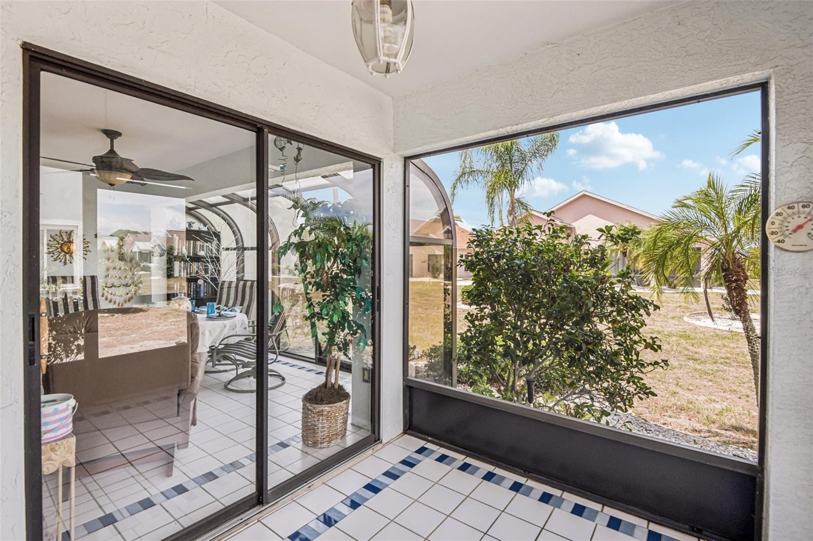 214 LINGER LN, SUN CITY CENTER, FL, 33573