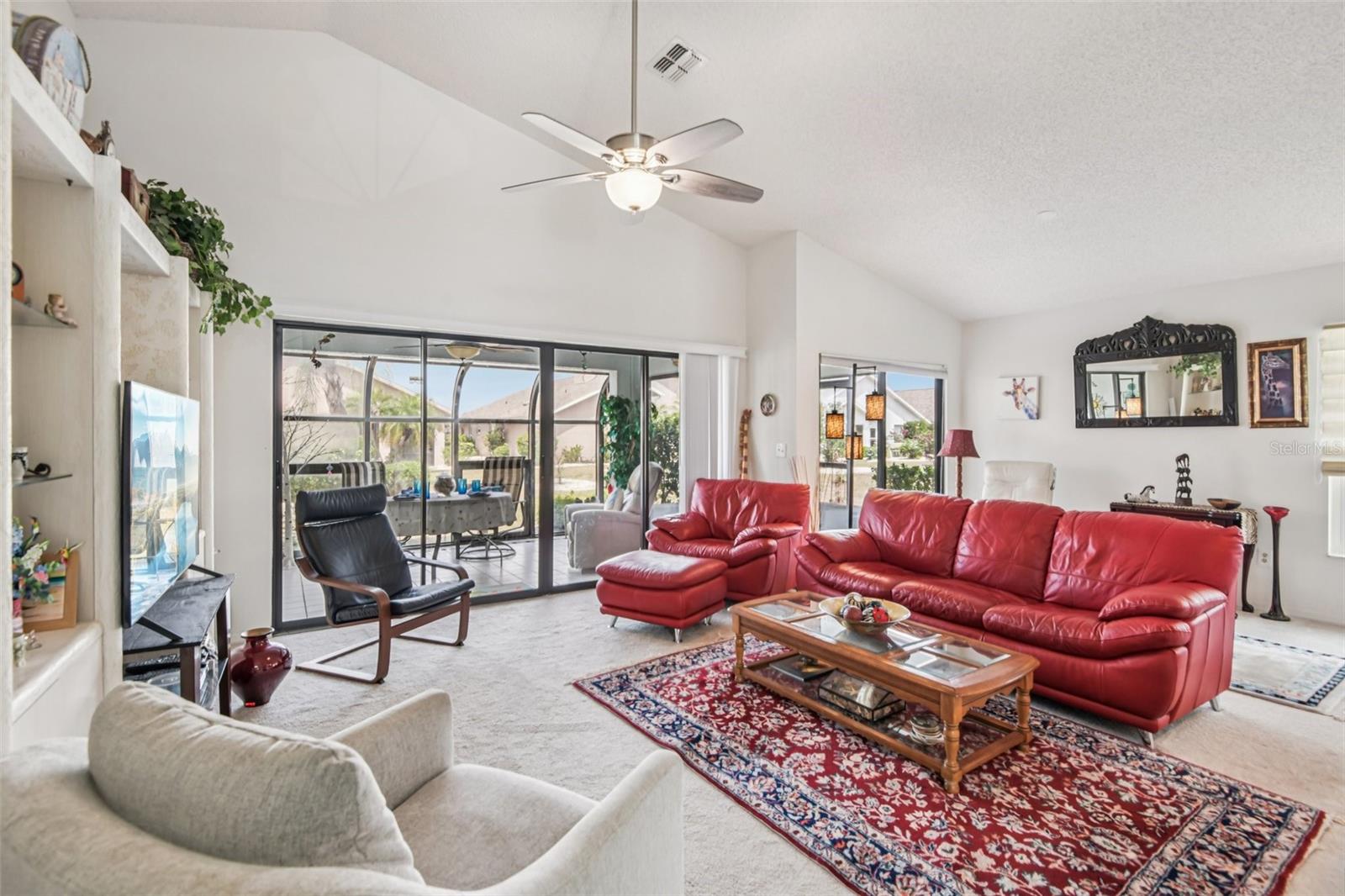 214 LINGER LN, SUN CITY CENTER, FL, 33573